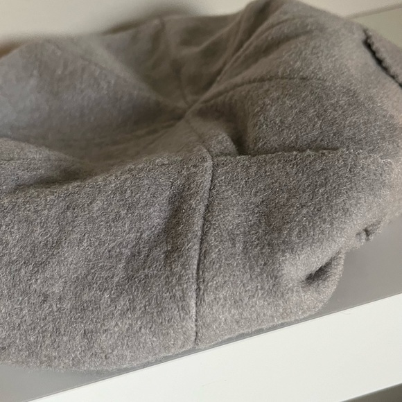 Beautiful grey, Ladies hat. Purchased in hat boutique. New - Picture 5 of 8